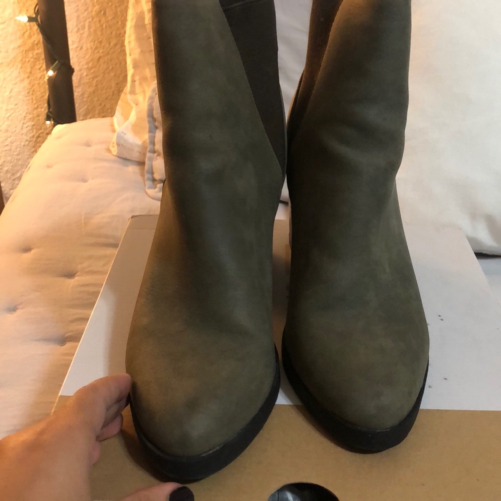 Booties - Picture 5 of 8